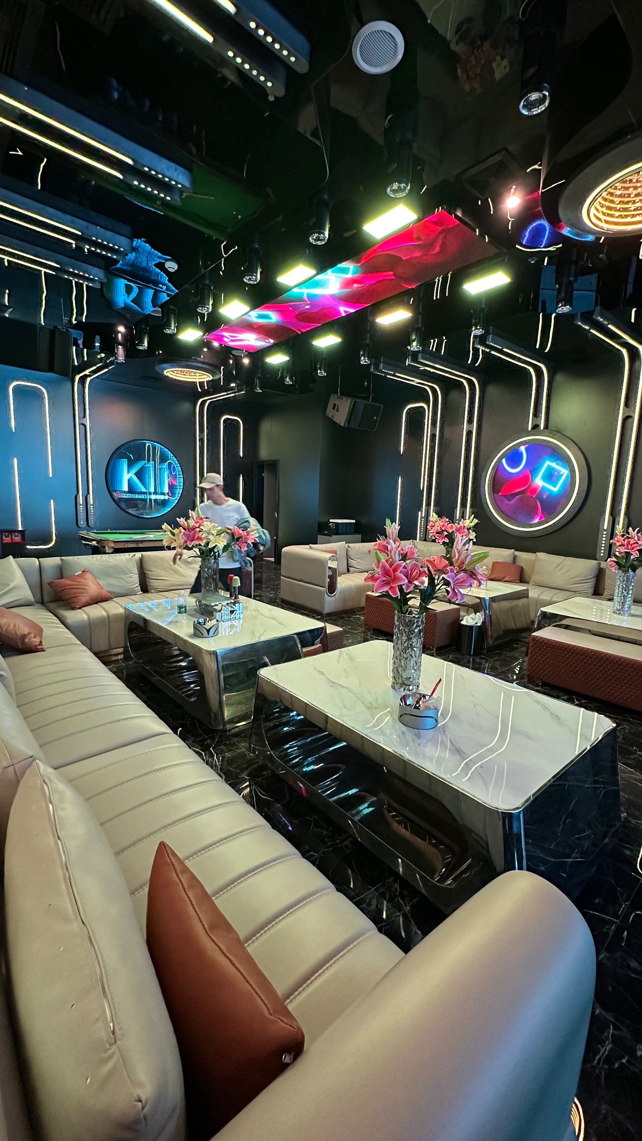 贵阳商务ktv一网打尽-南明区ktv预订